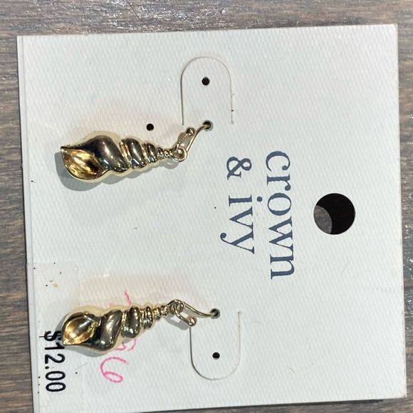 Earrings shell style by crown and ivy - Picture 1 of 2